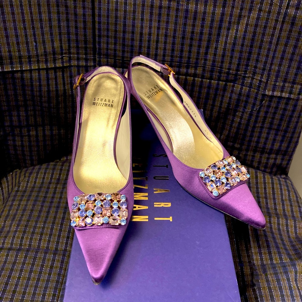 Stuart Weitzman purple satin pumps